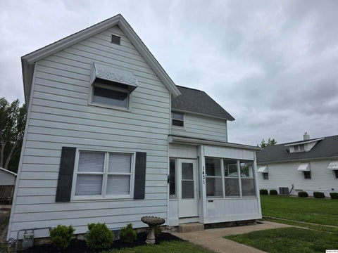 Tiny photo for 1431 Spruce Street, Quincy, IL 62301 (MLS # 12538604)