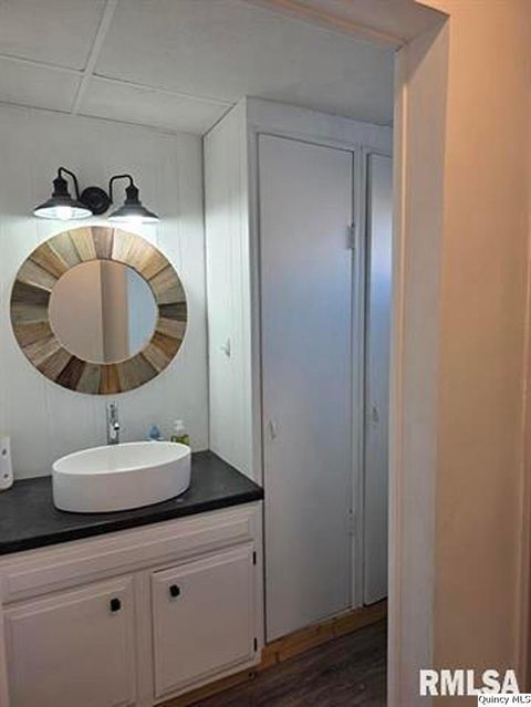 Tiny photo for 1431 Spruce Street, Quincy, IL 62301 (MLS # 12538604)