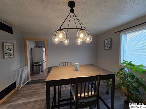 Tiny photo for 1431 Spruce Street, Quincy, IL 62301 (MLS # 12538604)