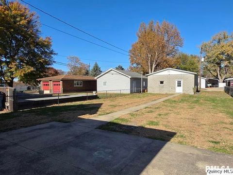 Tiny photo for 1431 Spruce Street, Quincy, IL 62301 (MLS # 12538604)