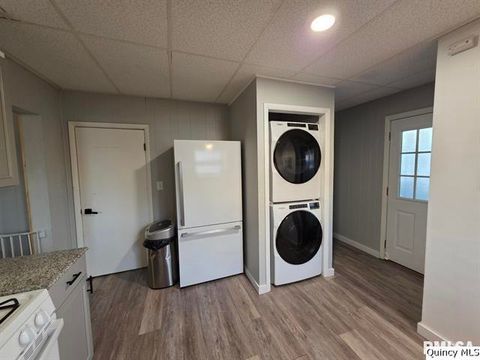 Tiny photo for 1431 Spruce Street, Quincy, IL 62301 (MLS # 12538604)