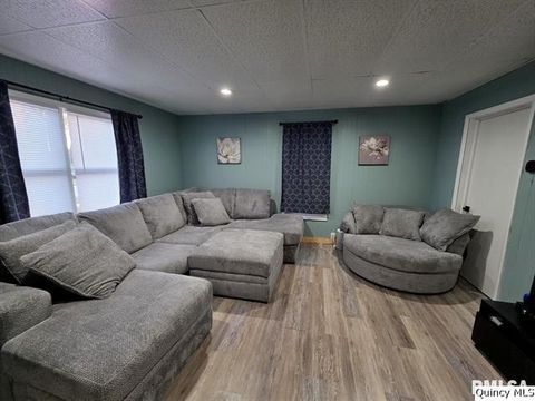 Tiny photo for 1431 Spruce Street, Quincy, IL 62301 (MLS # 12538604)