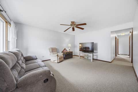 Tiny photo for 8852 Central Avenue, Oak Lawn, IL 60453 (MLS # 12670775)
