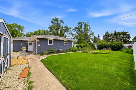 Tiny photo for 8852 Central Avenue, Oak Lawn, IL 60453 (MLS # 12670775)