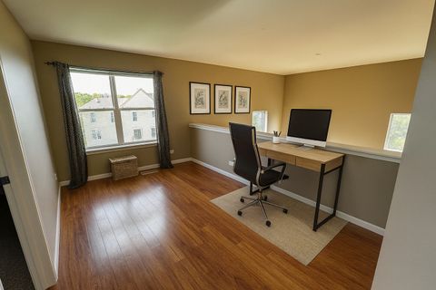 Tiny photo for 343 Tracy Lane, Elgin, IL 60124 (MLS # 12316977)