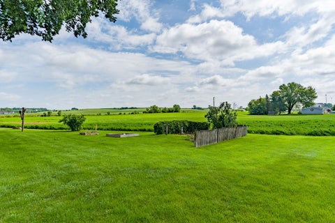 Tiny photo for 316 N Washington Street, Wyoming, IA 52362 (MLS # 12692166)