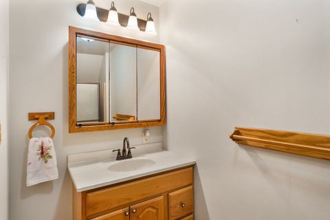 Tiny photo for 316 N Washington Street, Wyoming, IA 52362 (MLS # 12692166)