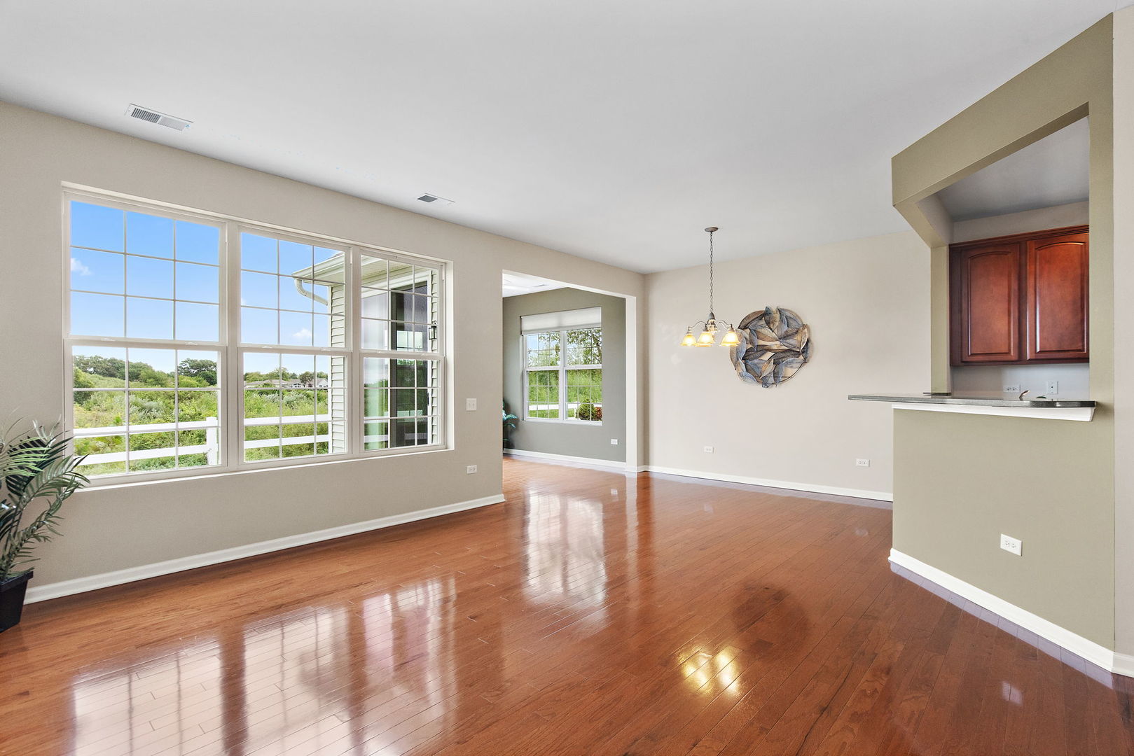 13300 Mockingbird Court