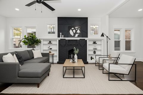 Tiny photo for 7832 S Paxton Avenue, Chicago, IL 60649 (MLS # 12513633)