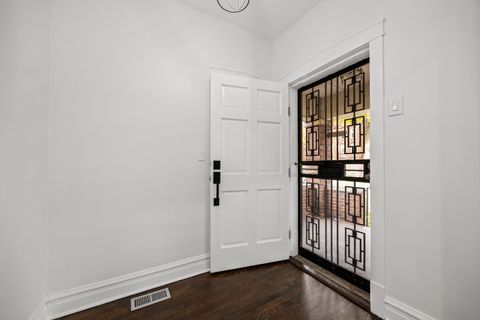 Tiny photo for 7832 S Paxton Avenue, Chicago, IL 60649 (MLS # 12513633)