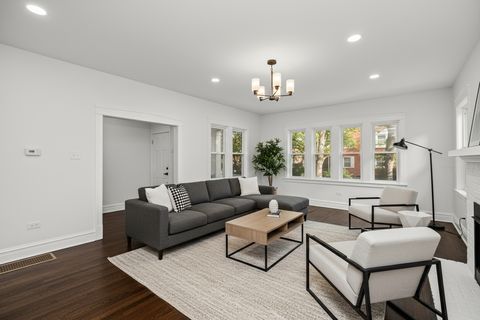 Tiny photo for 7832 S Paxton Avenue, Chicago, IL 60649 (MLS # 12513633)