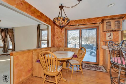 Tiny photo for 140 Autumn Rdg Drive, Montgomery, IL 60538 (MLS # 12533412)