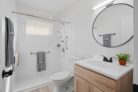 Tiny photo for 3109 N Lincoln Avenue, Davenport, IA 52804 (MLS # 12599404)