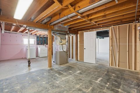 Tiny photo for 3109 N Lincoln Avenue, Davenport, IA 52804 (MLS # 12599404)