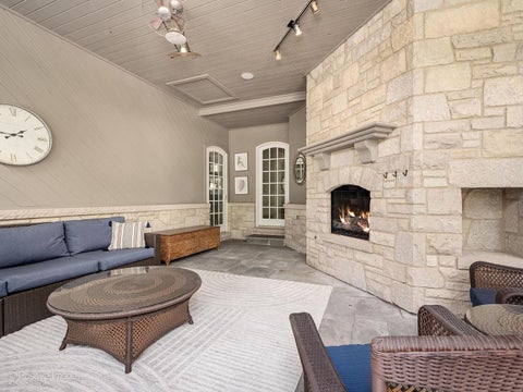 Tiny photo for 909 Cleveland Road, Hinsdale, IL 60521 (MLS # 12727217)