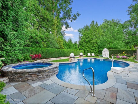 Tiny photo for 909 Cleveland Road, Hinsdale, IL 60521 (MLS # 12727217)