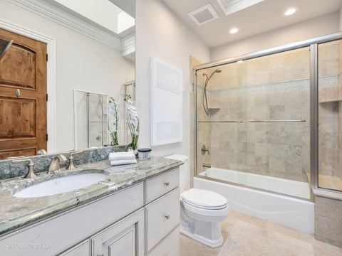 Tiny photo for 909 Cleveland Road, Hinsdale, IL 60521 (MLS # 12727217)