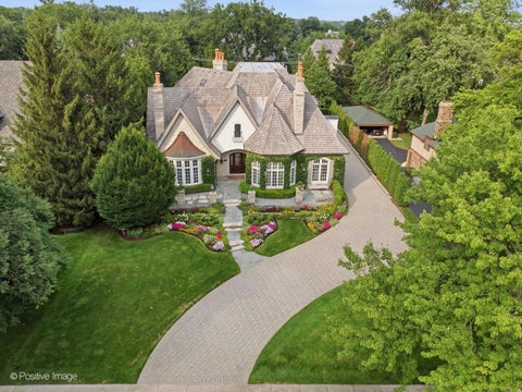Tiny photo for 909 Cleveland Road, Hinsdale, IL 60521 (MLS # 12727217)