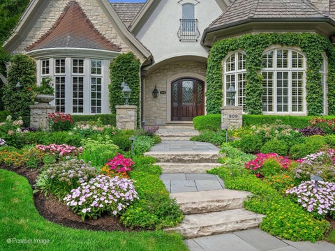 Tiny photo for 909 Cleveland Road, Hinsdale, IL 60521 (MLS # 12727217)