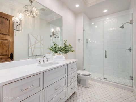 Tiny photo for 909 Cleveland Road, Hinsdale, IL 60521 (MLS # 12727217)