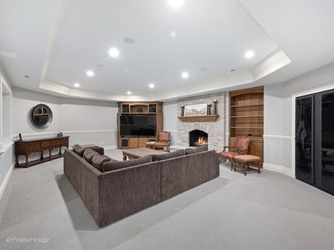 Tiny photo for 909 Cleveland Road, Hinsdale, IL 60521 (MLS # 12727217)