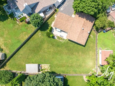 Tiny photo for 4750 CREST Court, Waukegan, IL 60085 (MLS # 12406624)