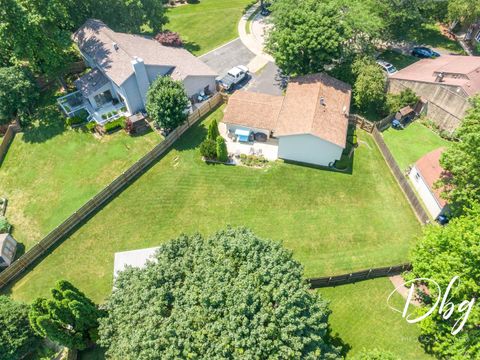 Tiny photo for 4750 CREST Court, Waukegan, IL 60085 (MLS # 12406624)