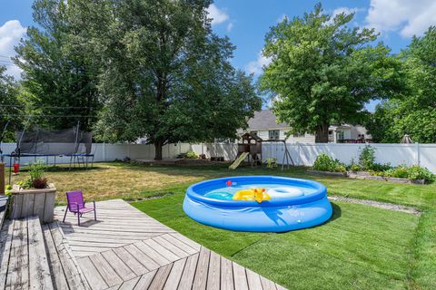 Tiny photo for 1614 185th Street, Lansing, IL 60438 (MLS # 12508125)