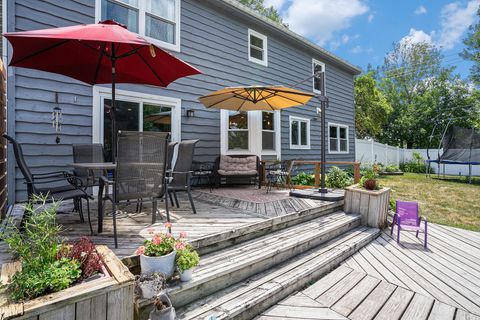 Tiny photo for 1614 185th Street, Lansing, IL 60438 (MLS # 12508125)