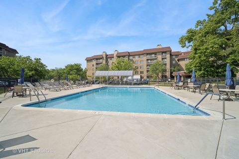Tiny photo for 1280 Rudolph Road #1K, Northbrook, IL 60062 (MLS # 12426063)