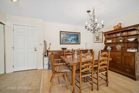 Tiny photo for 1280 Rudolph Road #1K, Northbrook, IL 60062 (MLS # 12426063)