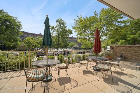 Tiny photo for 1280 Rudolph Road #1K, Northbrook, IL 60062 (MLS # 12426063)