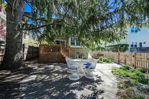 Tiny photo for 426 N Waiola Avenue, La Grange Park, IL 60526 (MLS # 12630438)