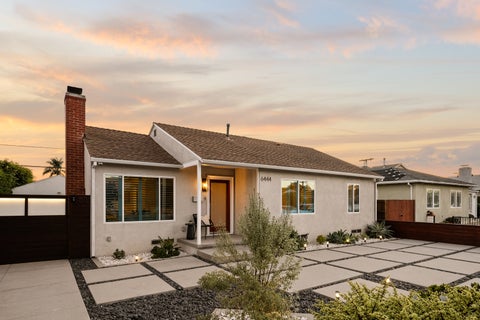 Photo of 6444 W 87th Street, Los Angeles, CA 90045 (MLS # 12781898)