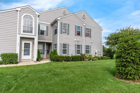 Tiny photo for 61 Adams Court #A, Streamwood, IL 60107 (MLS # 12725368)