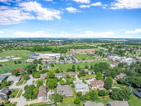 Tiny photo for 1233 Eagle Crest Drive, Lemont, IL 60439 (MLS # 12676517)