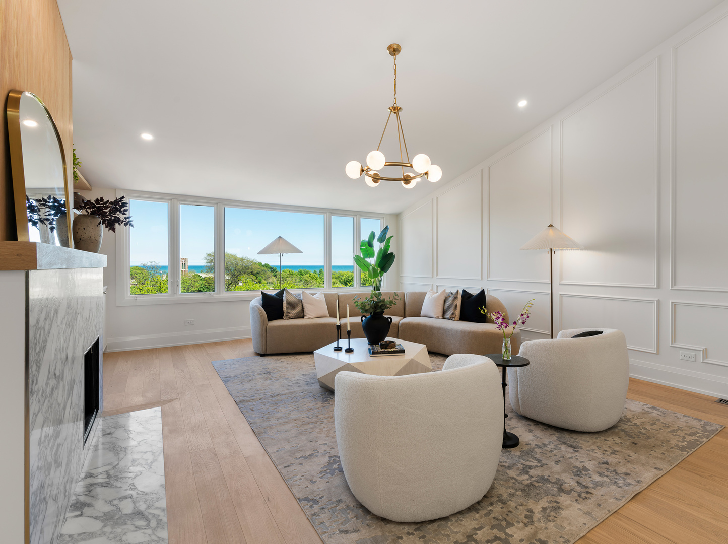 3700 N Lake Shore Drive 702