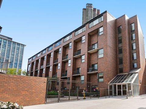 Photo of 3700 N Lake Shore Drive #702, Chicago, IL 60613 (MLS # 12644778)