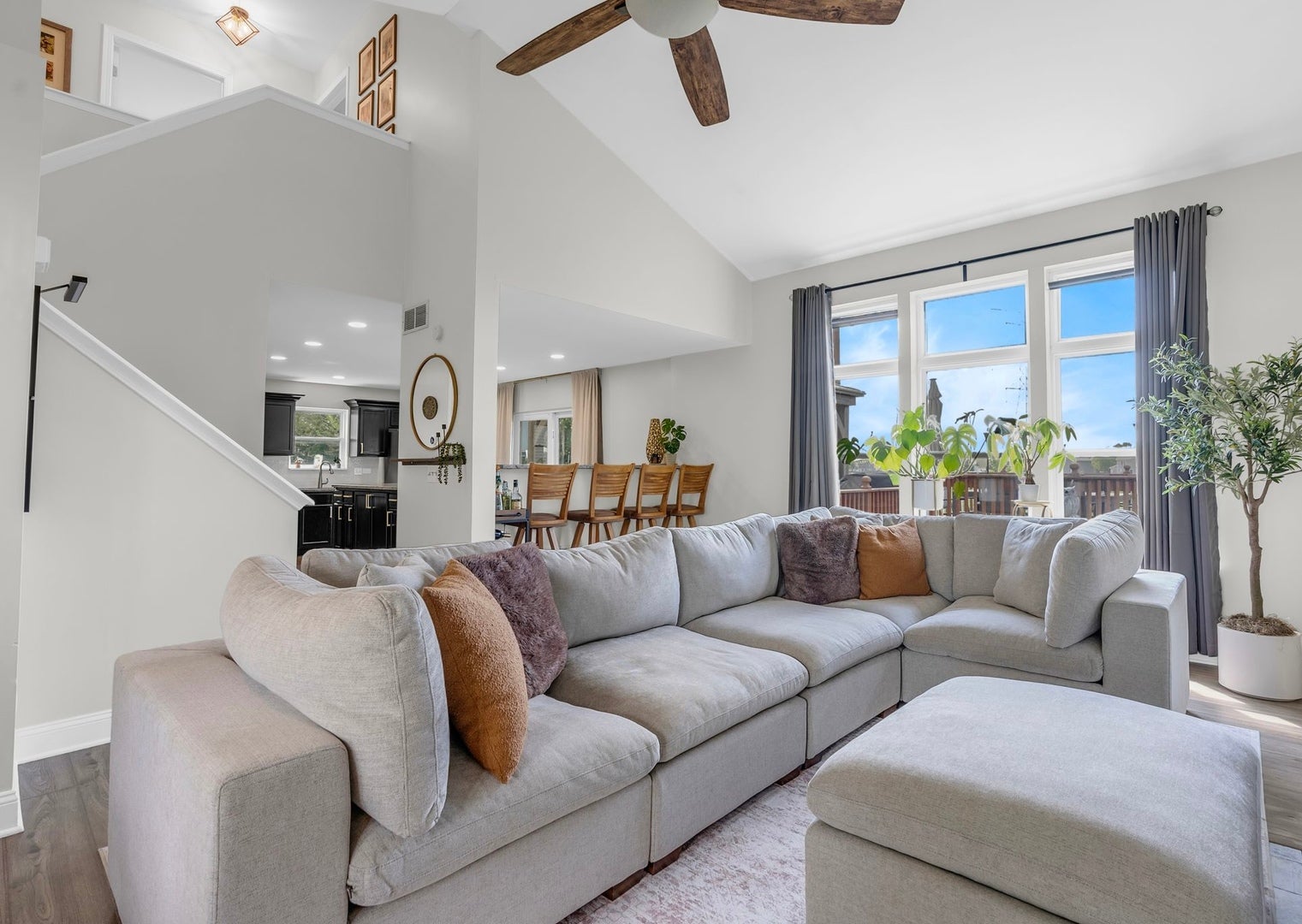 2125 Victoria Lakes Court
