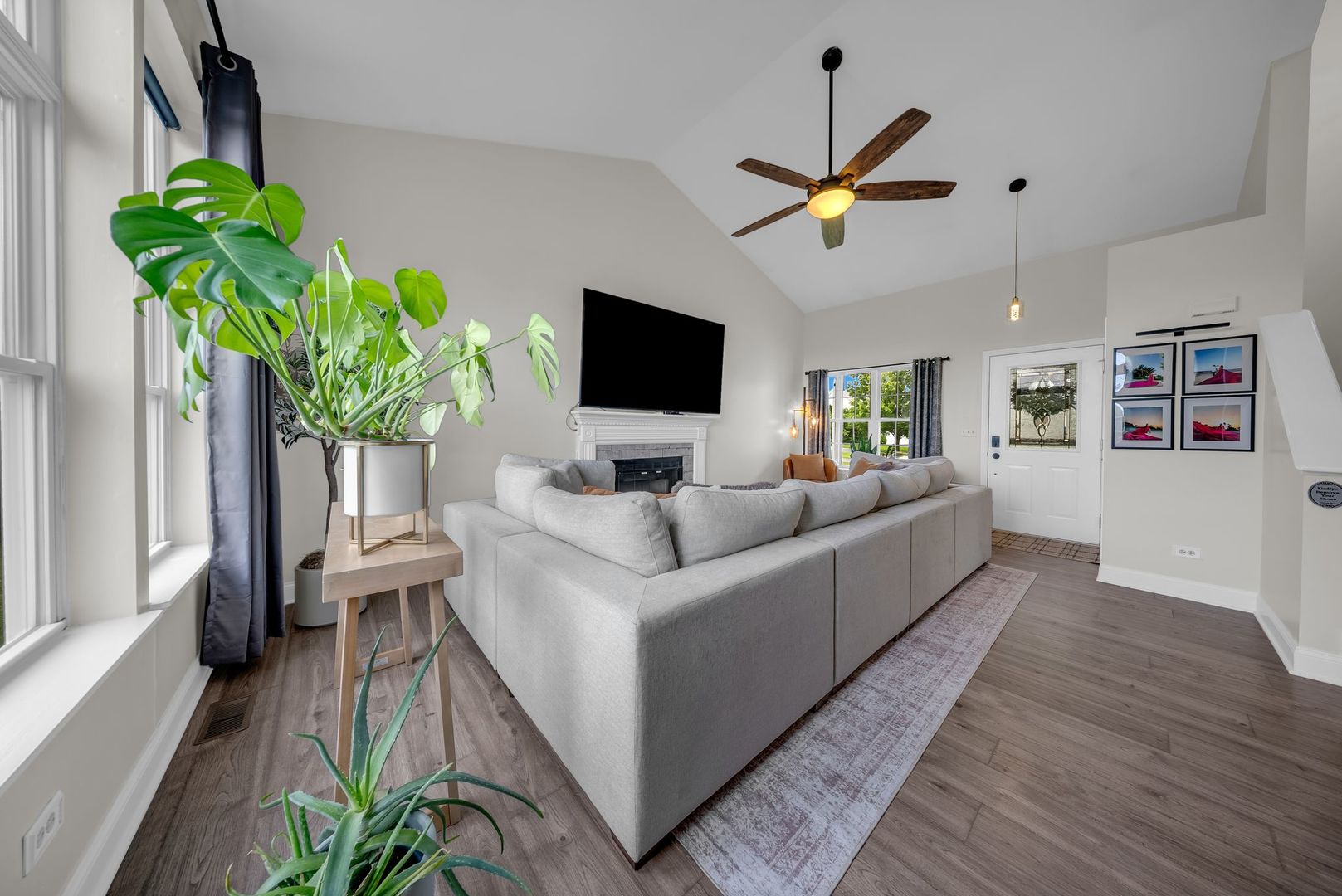 2125 Victoria Lakes Court
