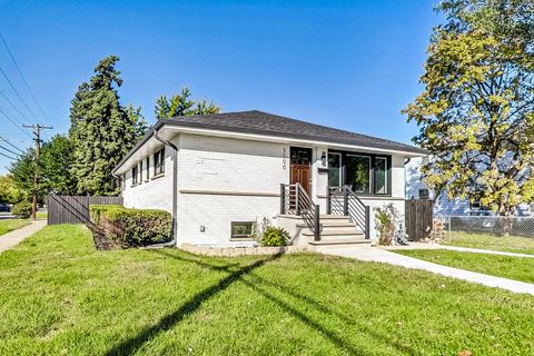 A home in Schiller Park