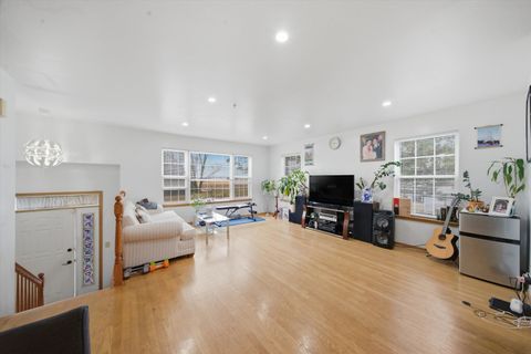 Tiny photo for 798 River Walk Drive, Wheeling, IL 60090 (MLS # 12586234)