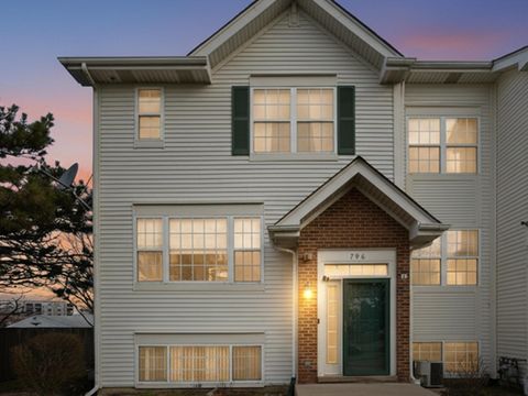 Tiny photo for 798 River Walk Drive, Wheeling, IL 60090 (MLS # 12586234)