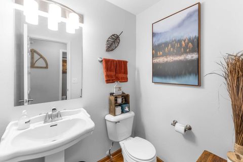 Tiny photo for 752 Kensington Boulevard, DeKalb, IL 60115 (MLS # 12459284)