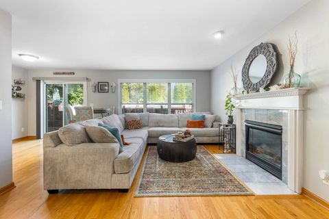 Tiny photo for 752 Kensington Boulevard, DeKalb, IL 60115 (MLS # 12459284)