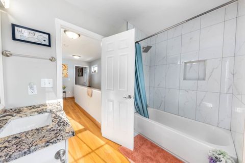 Tiny photo for 752 Kensington Boulevard, DeKalb, IL 60115 (MLS # 12459284)