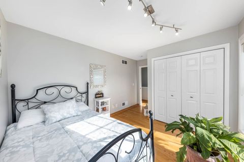 Tiny photo for 752 Kensington Boulevard, DeKalb, IL 60115 (MLS # 12459284)