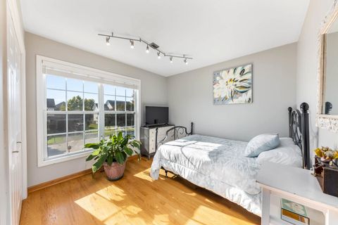 Tiny photo for 752 Kensington Boulevard, DeKalb, IL 60115 (MLS # 12459284)