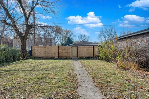 Tiny photo for 1319 E 89th Street, Chicago, IL 60619 (MLS # 12523101)