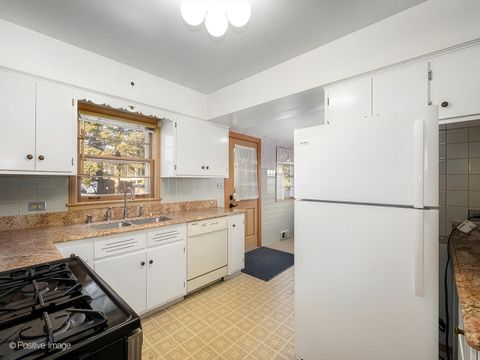 Tiny photo for 5932 N Keating Avenue, Chicago, IL 60646 (MLS # 12552124)
